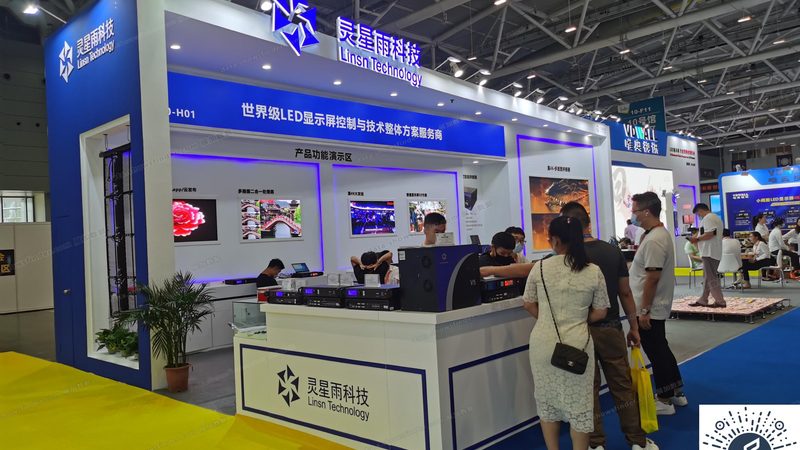 门头招牌材质大揭秘：亚克力与铝塑板的较量**